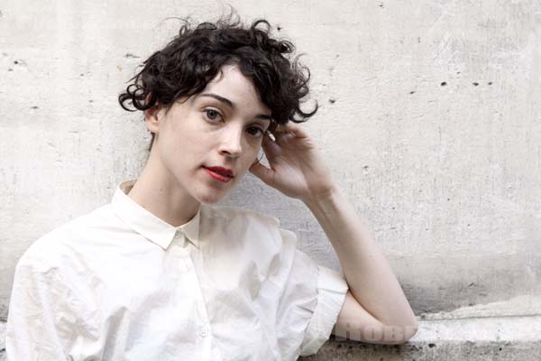 ST VINCENT - 2009-04-24 - PARIS -  - 